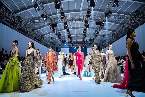  Indonesia: Die Jakarta Fashion Week als Katalysator für die globale Akzeptanz von indonesischen Designs